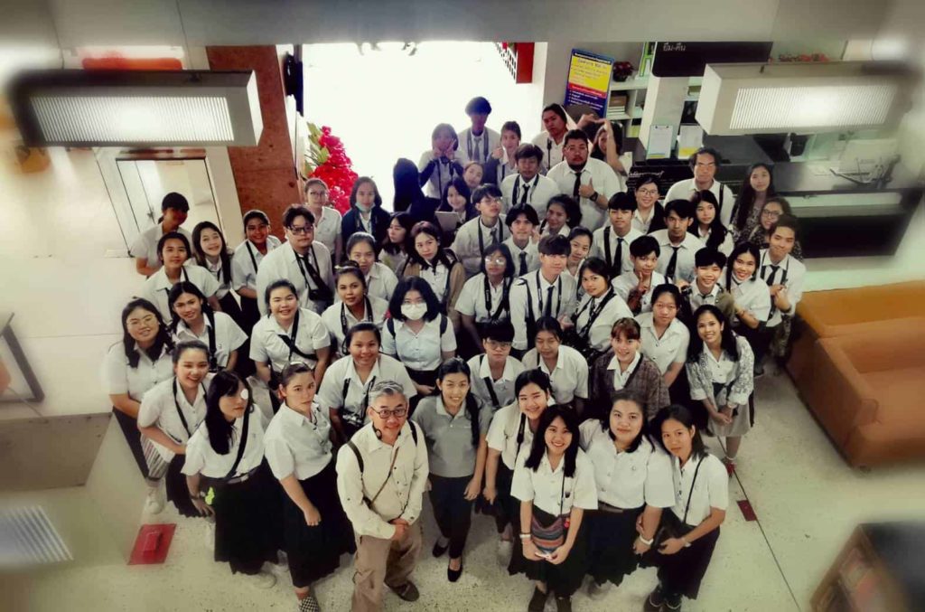 ค.อ.บ.-ครุศาสตร์การออกแบบสภาพแวดล้อมภายใน-5-ปี-3-1024x677.jpg