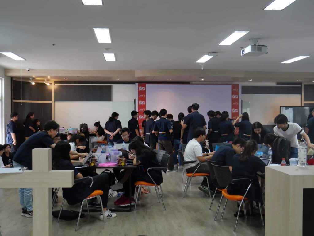 B.Eng_.-Robotics-and-AI-Engineering-Internation-Program-2-1024x768.jpg