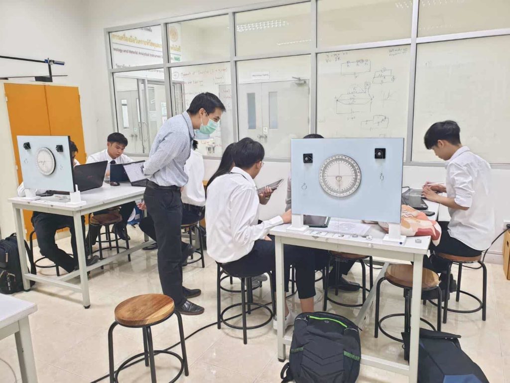 Dual-Bachelors-Degree-Program-consists-of-Bachelor-of-Engineering-Smart-Materials-Technology-and-Bachelor-of-Engineering-Robotics-and-AI-Engineering-1-1024x768.jpg
