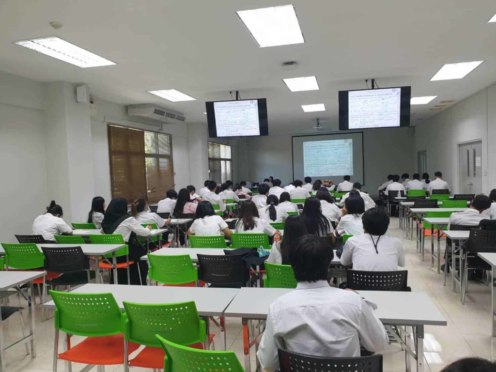 Dual-Bachelors-Degree-Program-consists-of-Bachelor-of-Engineering-Smart-Materials-Technology-and-Bachelor-of-Engineering-Robotics-and-AI-Engineering-2-1024x768.jpg