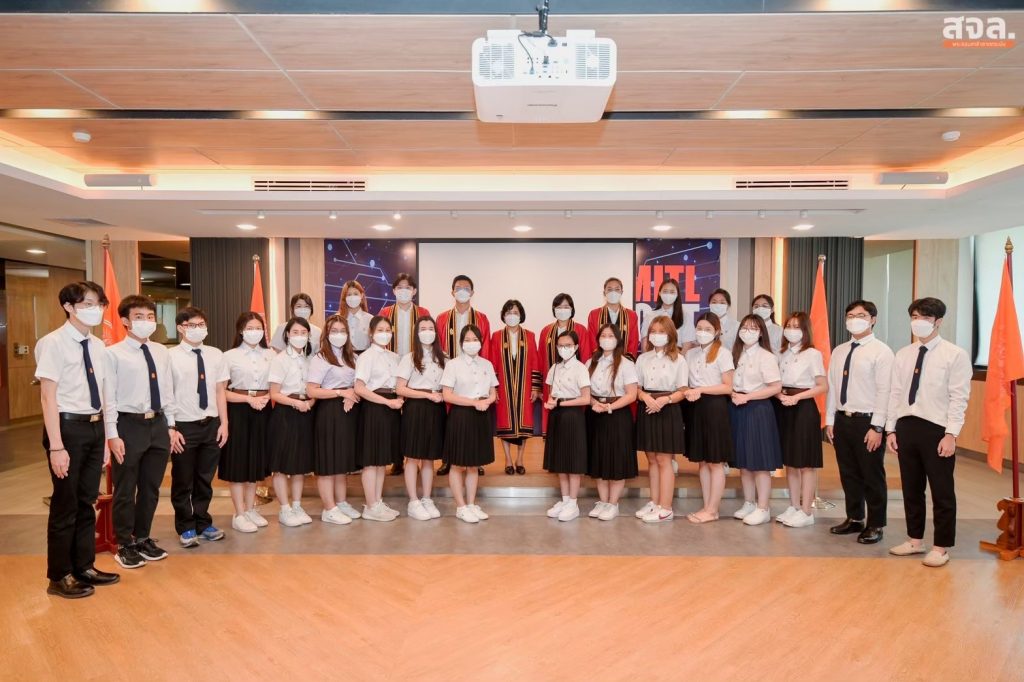 LINE_ALBUM_พิธีมอบเข็มไท992565_๒๓๐๓๐๗24-1024x682.jpg