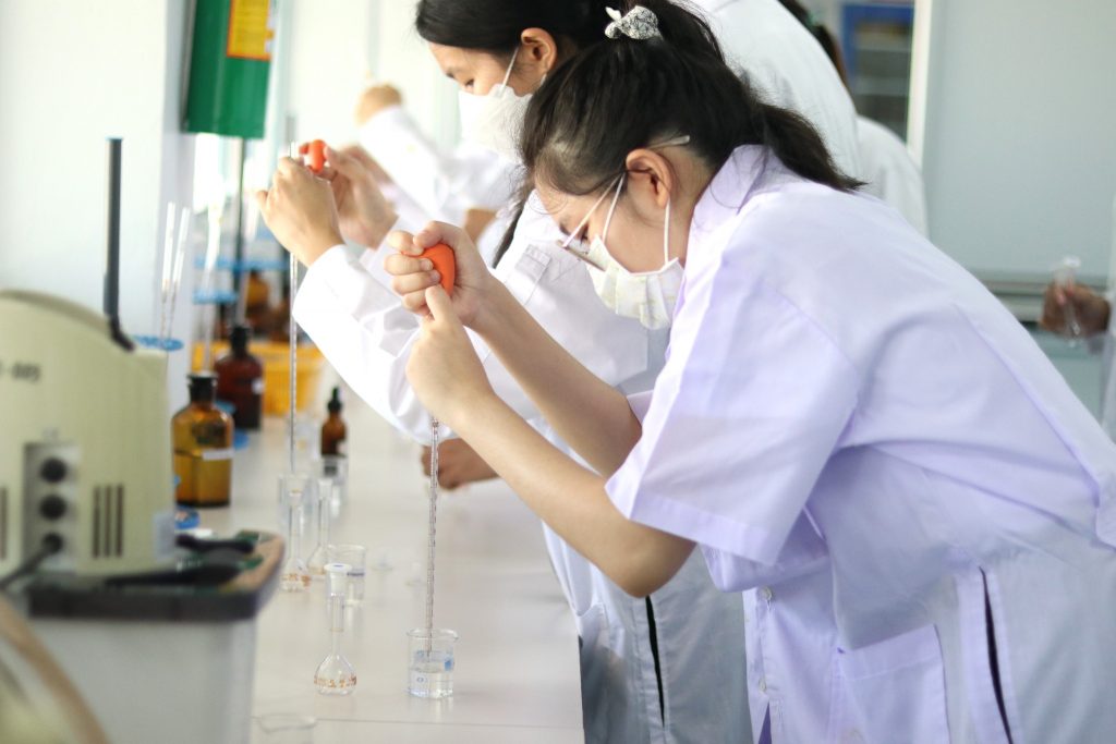 chem2-1024x683.jpg