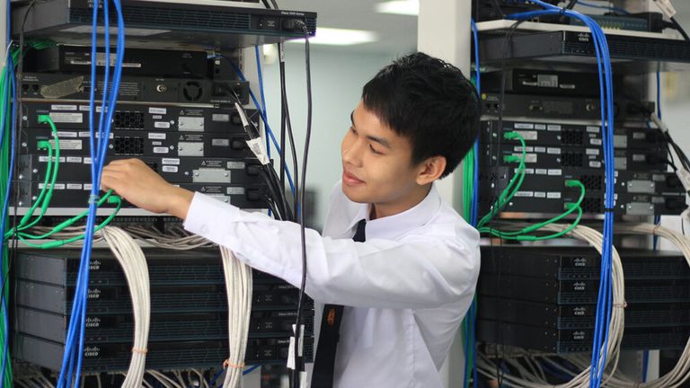 วท.บ.-เทคโนโลยีสารสนเทศ-1.jpg